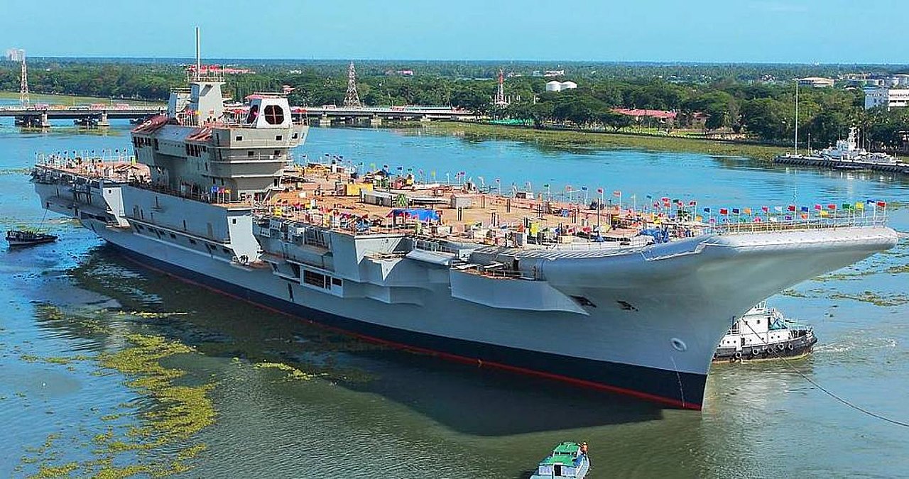 1280px-INS_Vikrant_being_undocked_at_the_Cochin_Shipyard_Limited_in_2015.jpg