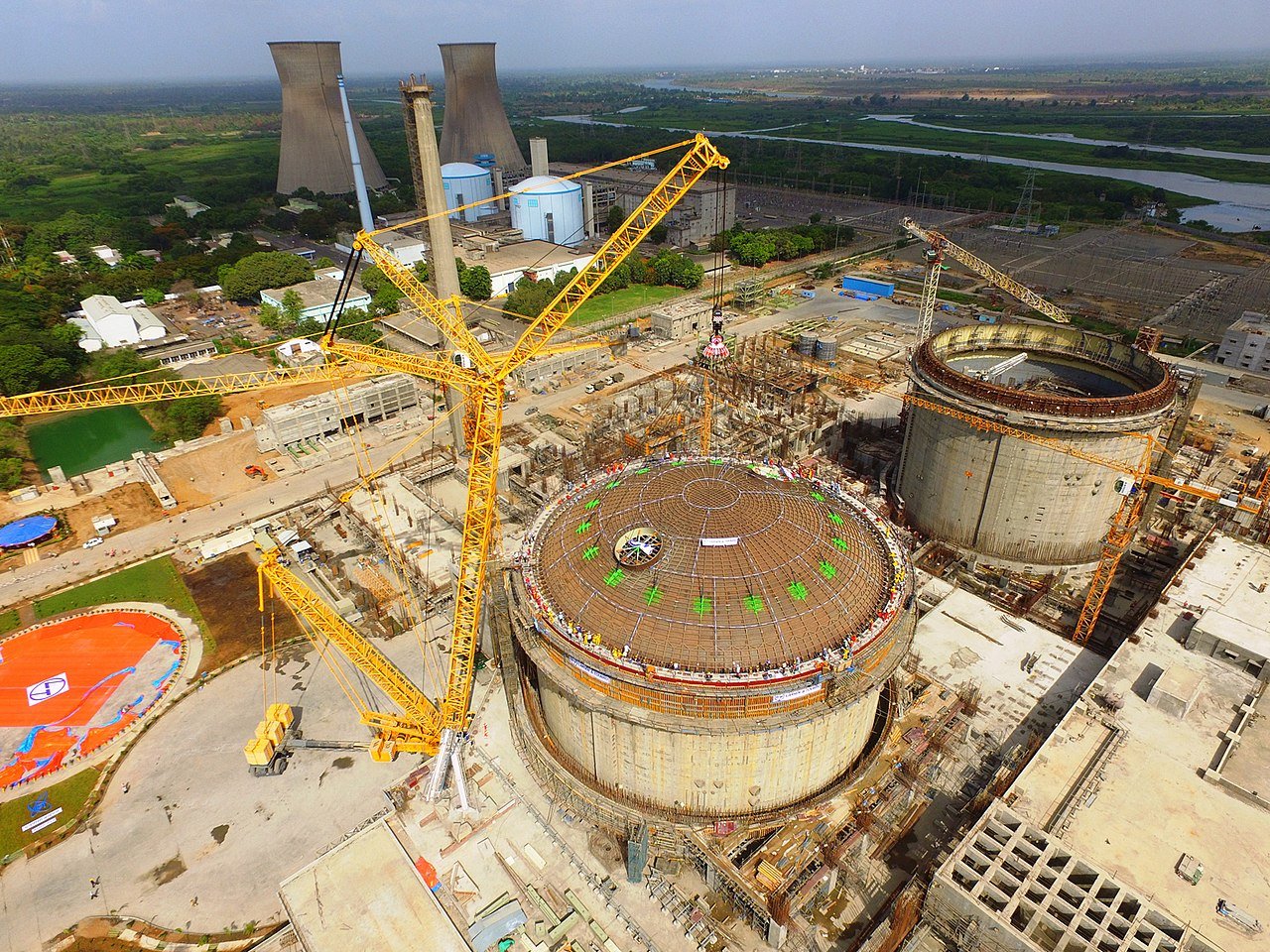 1280px-PHWR_under_Construction_at_Kakrapar_Gujarat_India.jpg