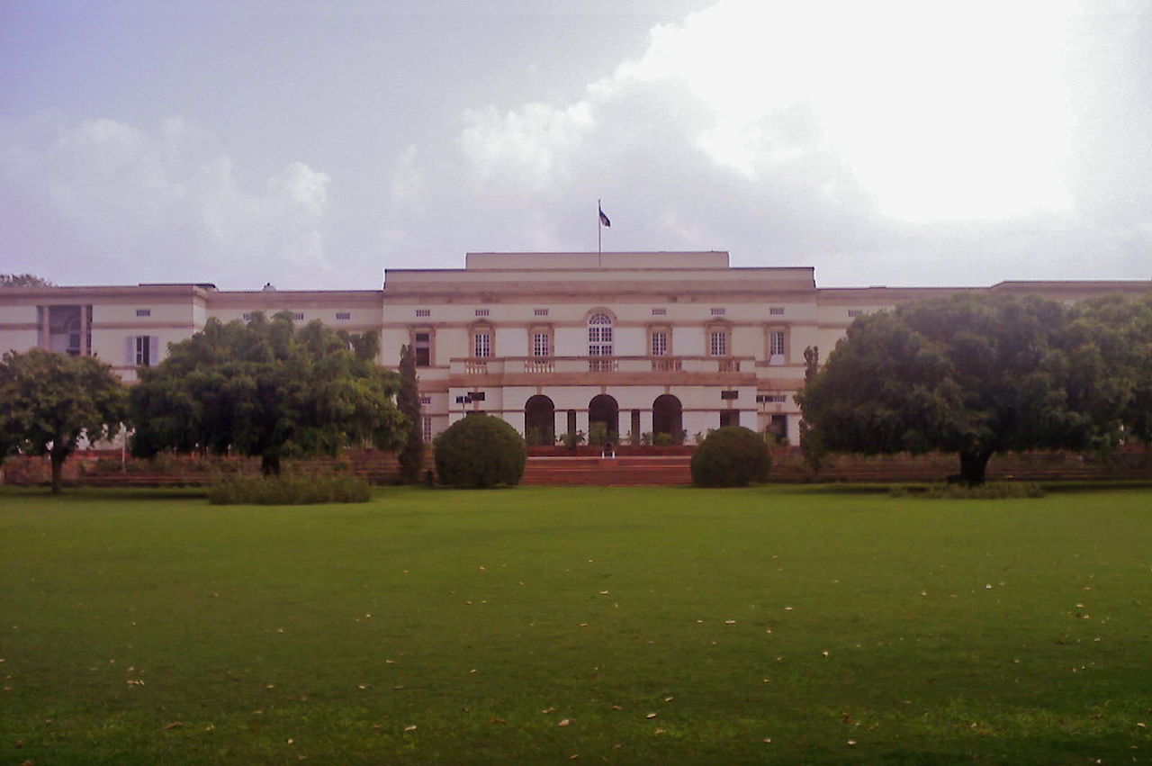 1280px-Teen_murti_bhawan_22.jpg