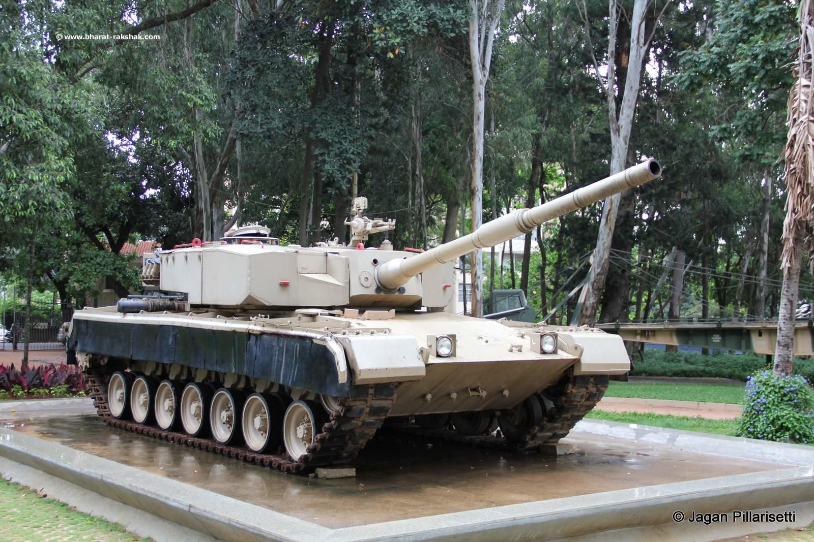 19-Arjun-MBT.jpg