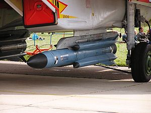 300px-Russian_missile_-MAKS_Airshow_2003.jpeg