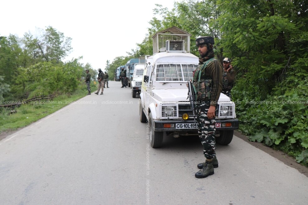 659-indian-army-clicked-during-an-encounter-where-two-militants-were-image-88005500_20190520_096.jpg