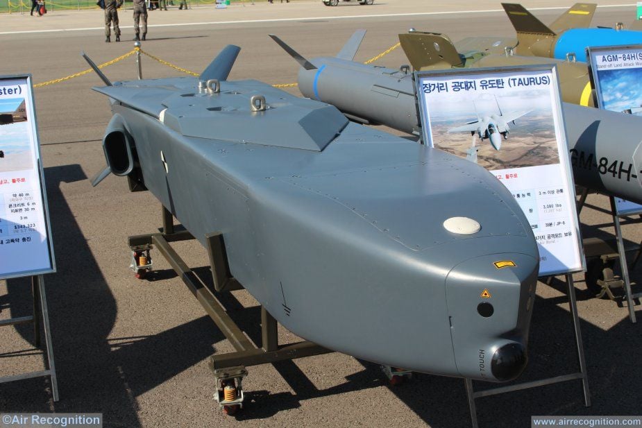 breakingnews HAL's CATS Warrior, breaks cover for the 1st time  #indianairforce #drdo #india 