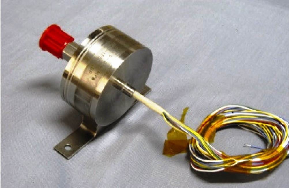 Absolute pressure transducer used in the system..jpg