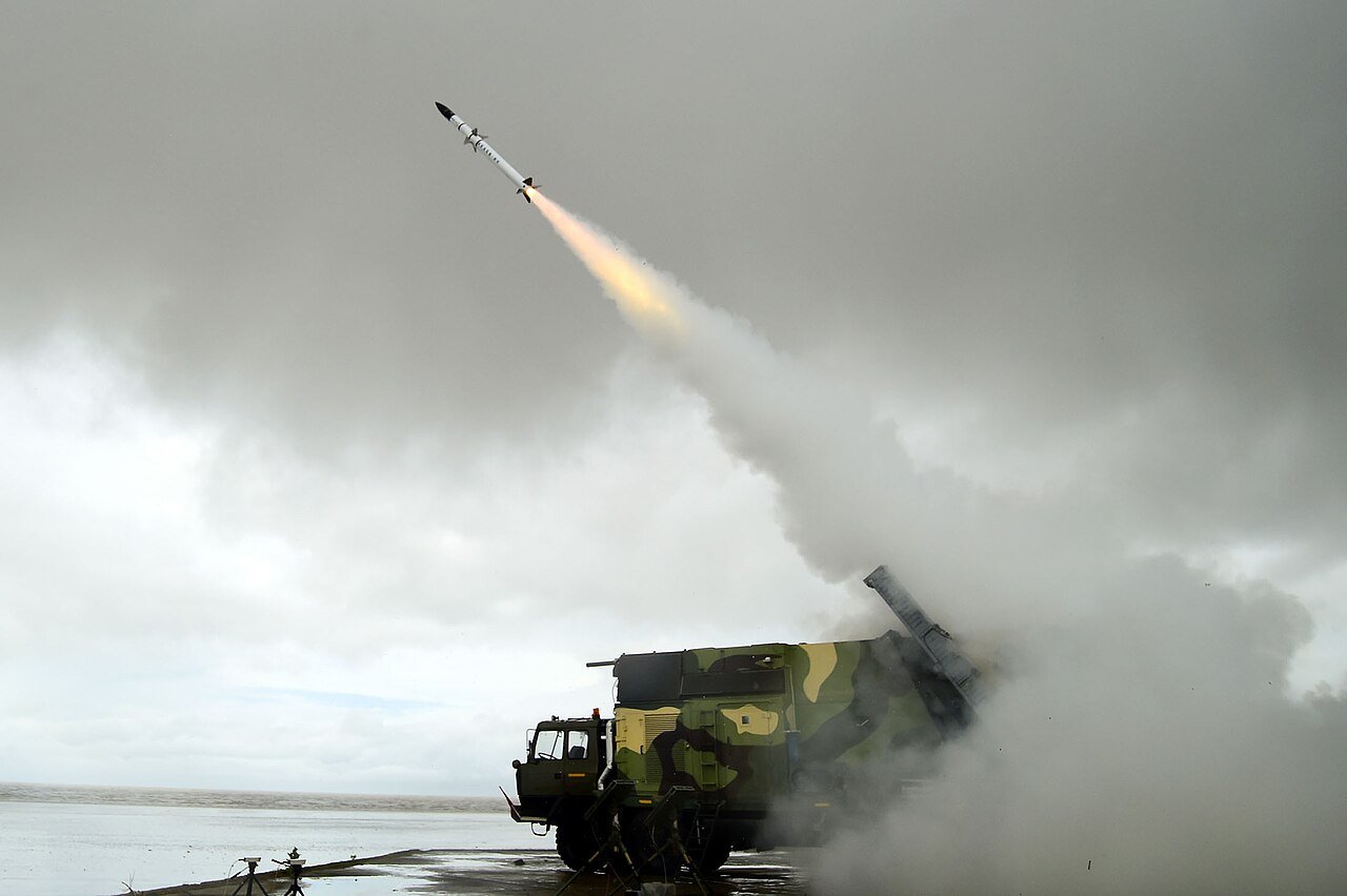 Akash-NG_missile_test_on_23_July_2021_-_2.jpg