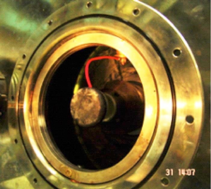 Cathode assembly in the diode chamber..jpg