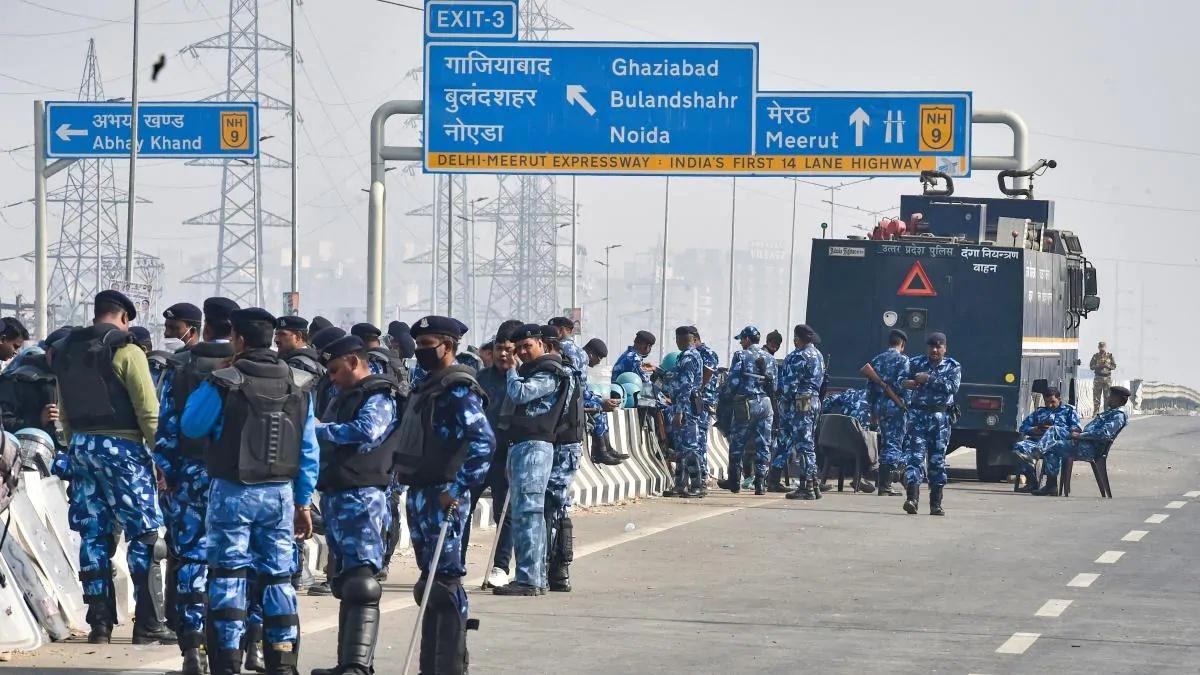 delhi-border-sixteen_nine_0-sixteen_nine.jpg