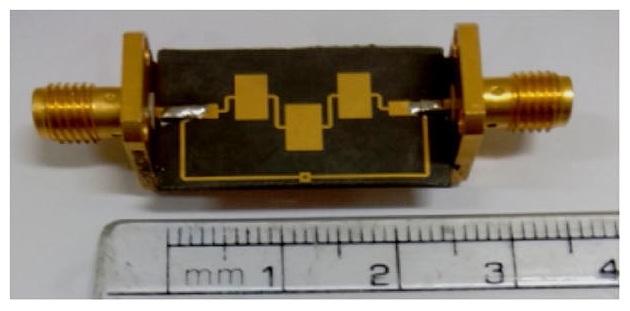 Fabricated wideband BPF with another design.jpg