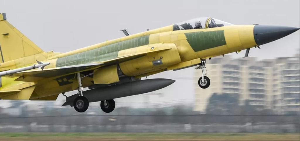 First-Picture-Of-JF-17-Thunder-Block-III.jpg