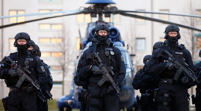Germany_unveiled_its_new_counter_terrorism_police_unit_of_up_to_250_agents_assigned_640_001.jpg