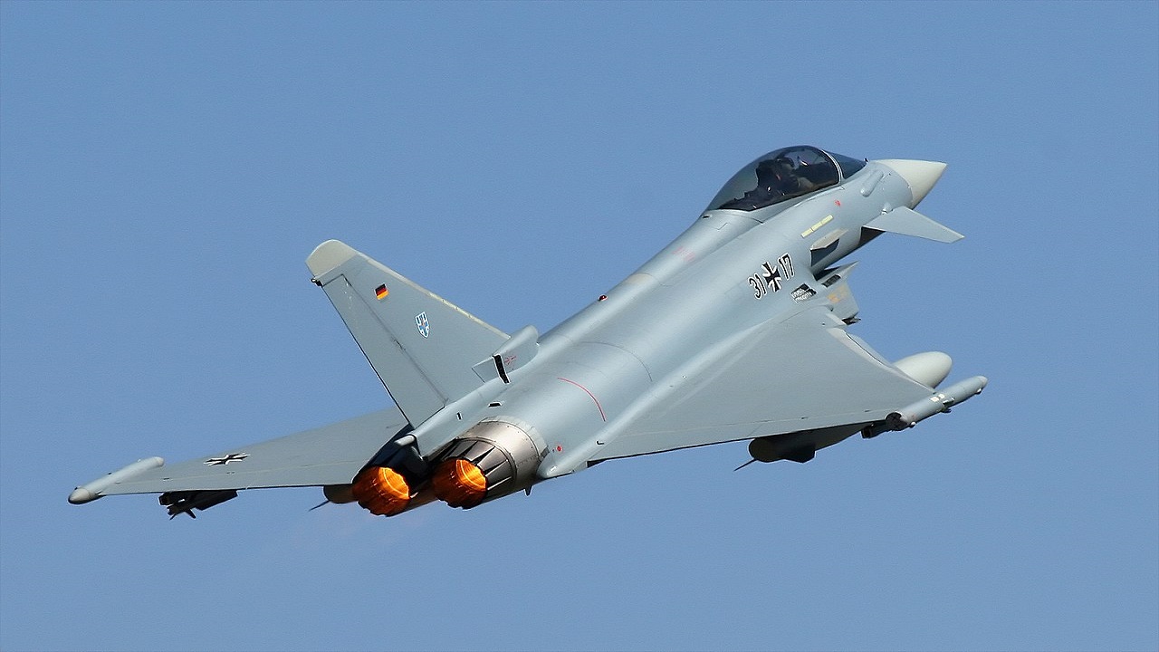 Image-3-Eurofighter-Typhoon-Multirole-Combat-Fighter.jpg