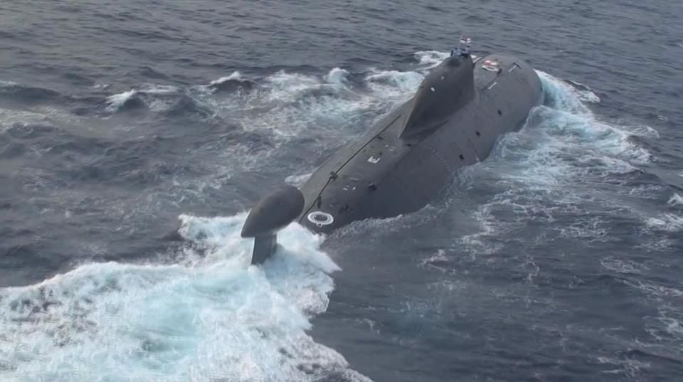 Indian Navy Submarine INS Chakra.jpg
