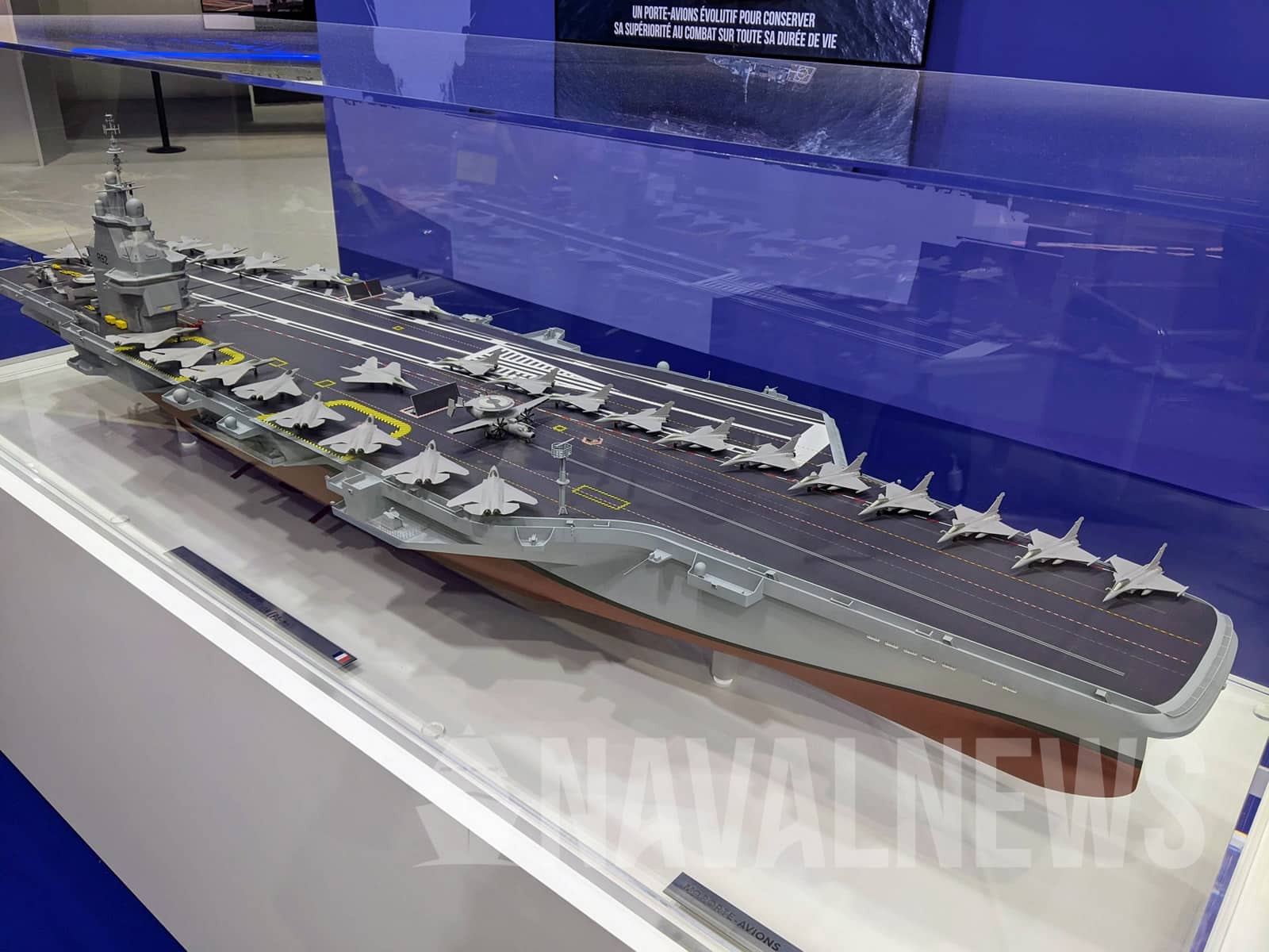 Latest-PANG-Aircraft-Carrier-Design.jpg