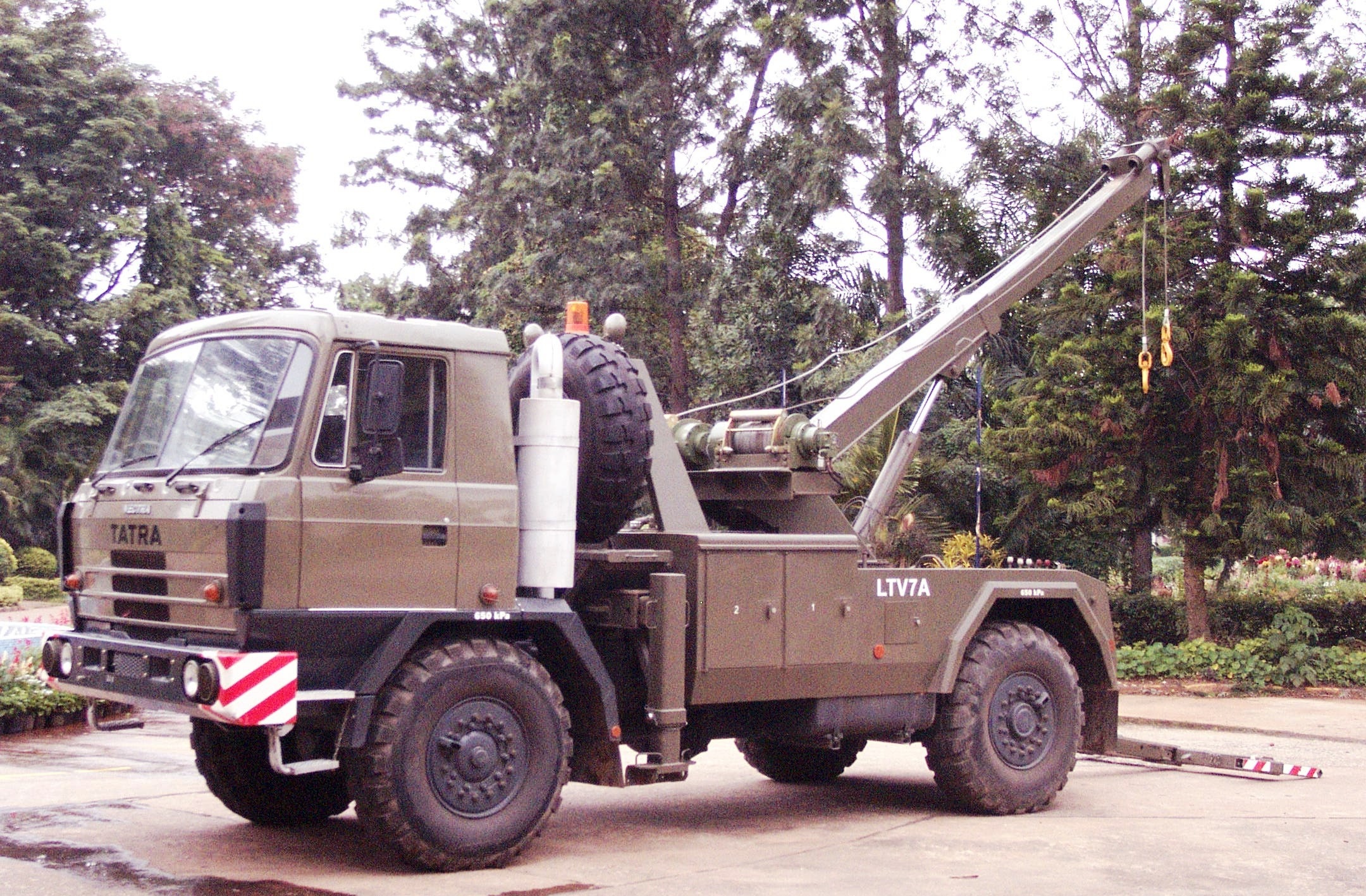 LIGHT RECOVERY VEHICLE.jpg