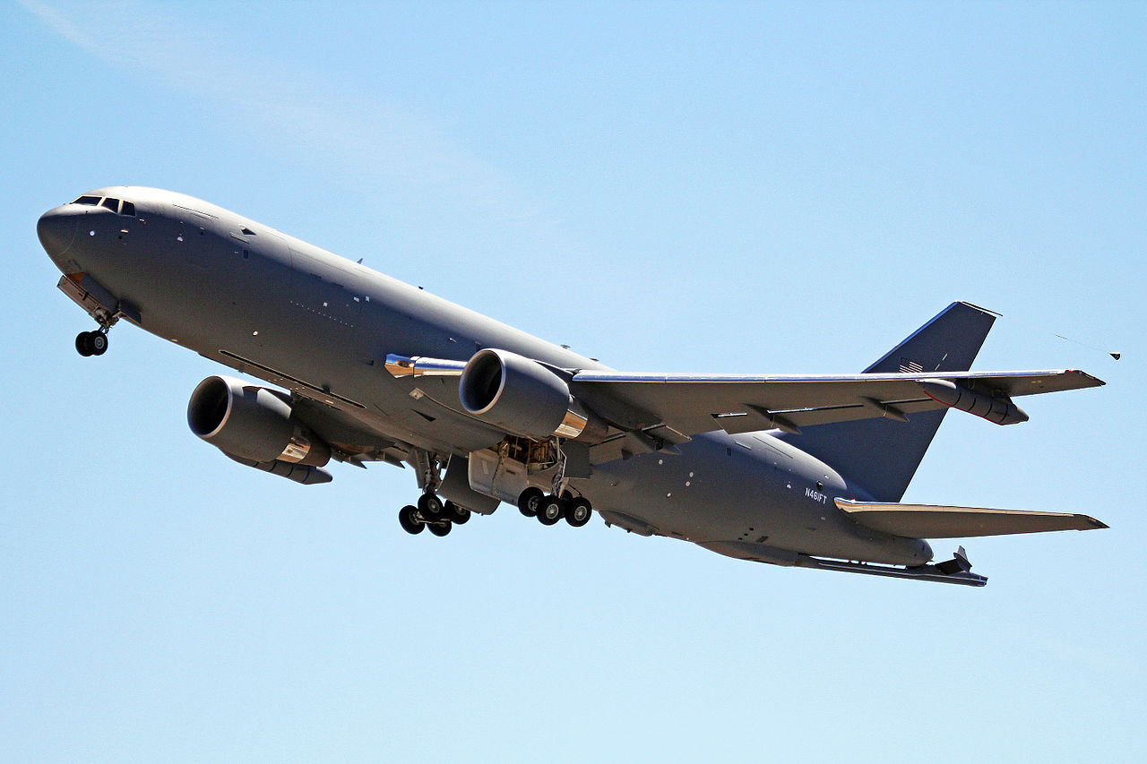 N461FT_4_Boeing_767-2C(2LK)-KC-46A_Boeing_Aircraft_Co_(USAF)_PAE_29JUL15.jpg