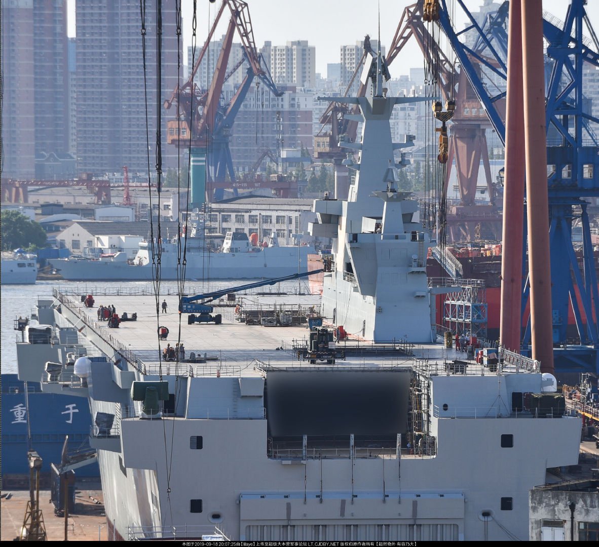 PLN Type 075 LHD - 20190918 - 1.jpg