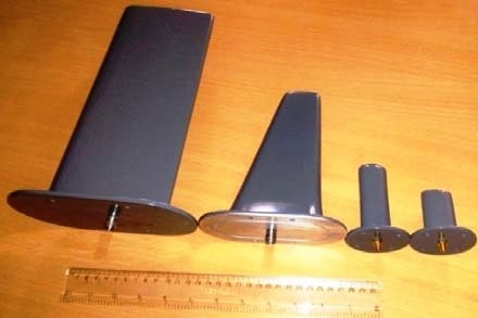 Printed omni antennas Printed omni antenna.jpg