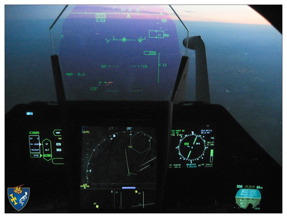 Rafale cockpit 3.jpg