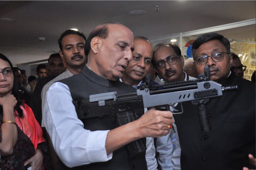 Rajnath-Singh-at-Def-connect.jpg