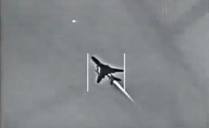 Syrian_Su-22_being_shot_down.jpg