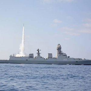 Indian Navy Kolkata Class Launch a LRSAM