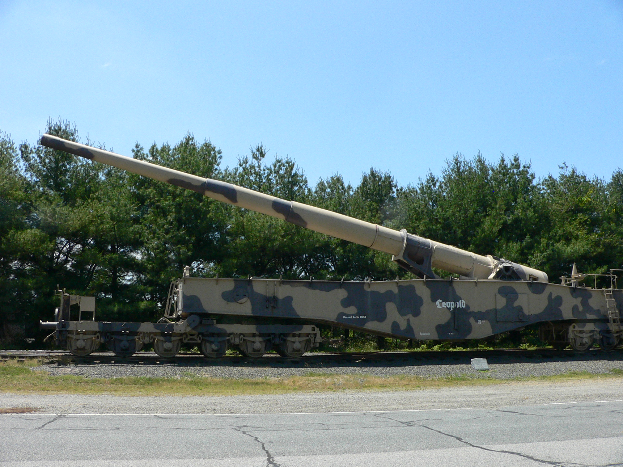 Dora/Schwerer Gustav K. (E) Rail Gun, World War II Wiki