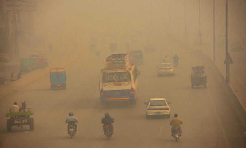 Smog blankets many parts of city on Friday. — White Star