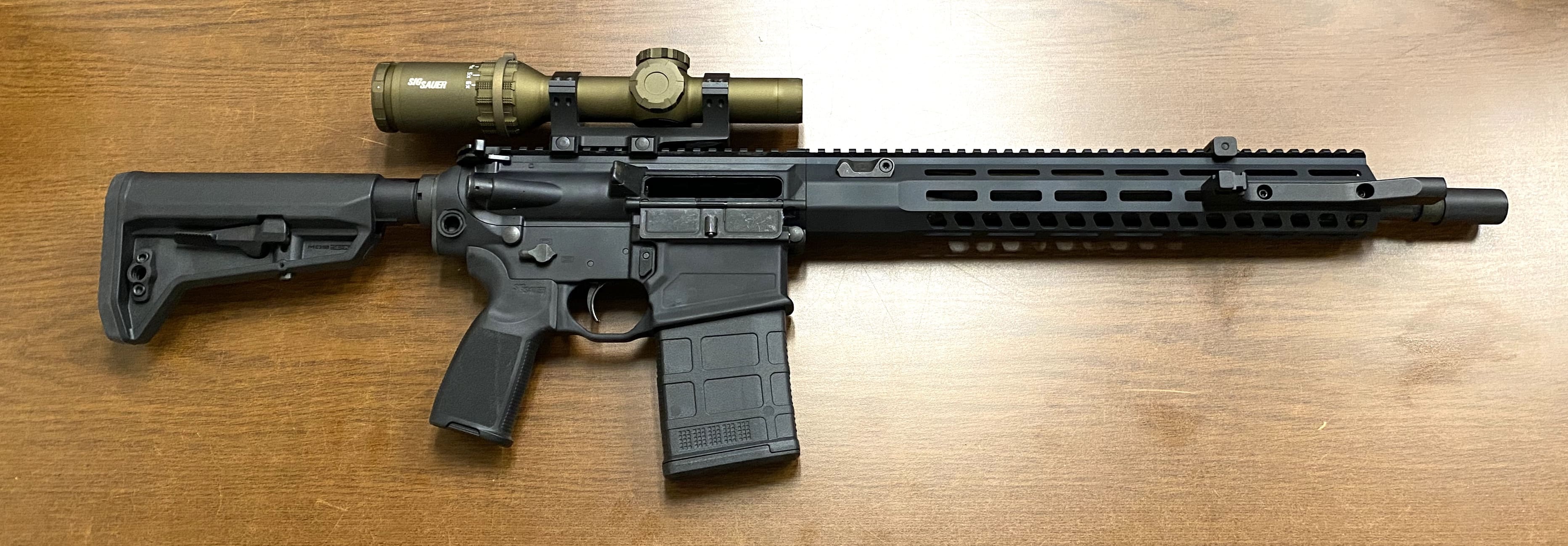 Ah nope, the bayonet is affixed on that M-Lok bayonet mount on side of the ...